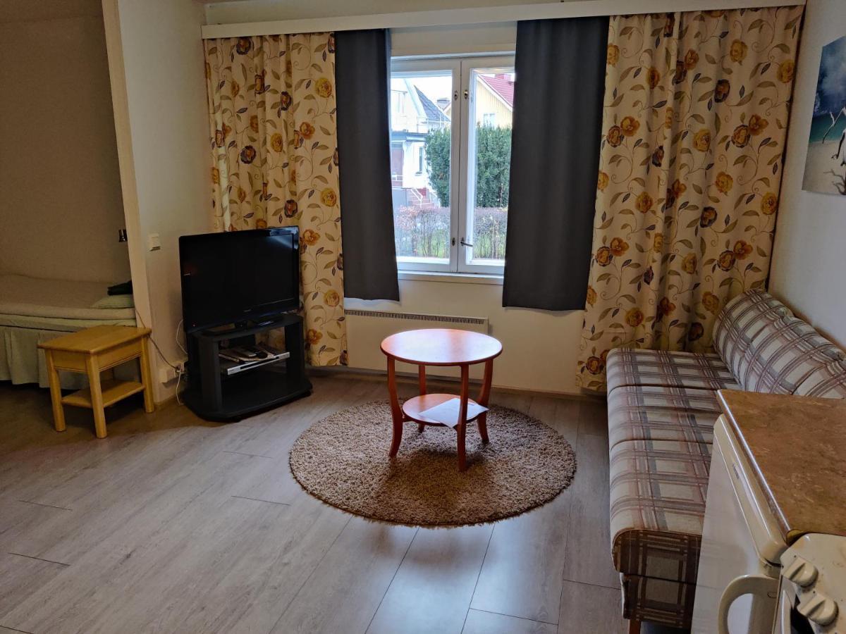 Marent Apartments Сало Екстер'єр фото